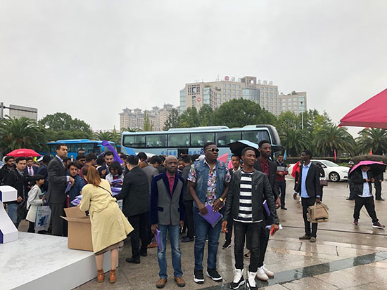 主場(chǎng)施工搭建