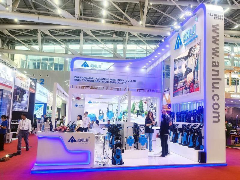 廣交會攤位設(shè)計搭建圖片