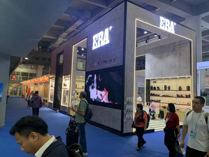 廣交會展位設(shè)計搭建圖片