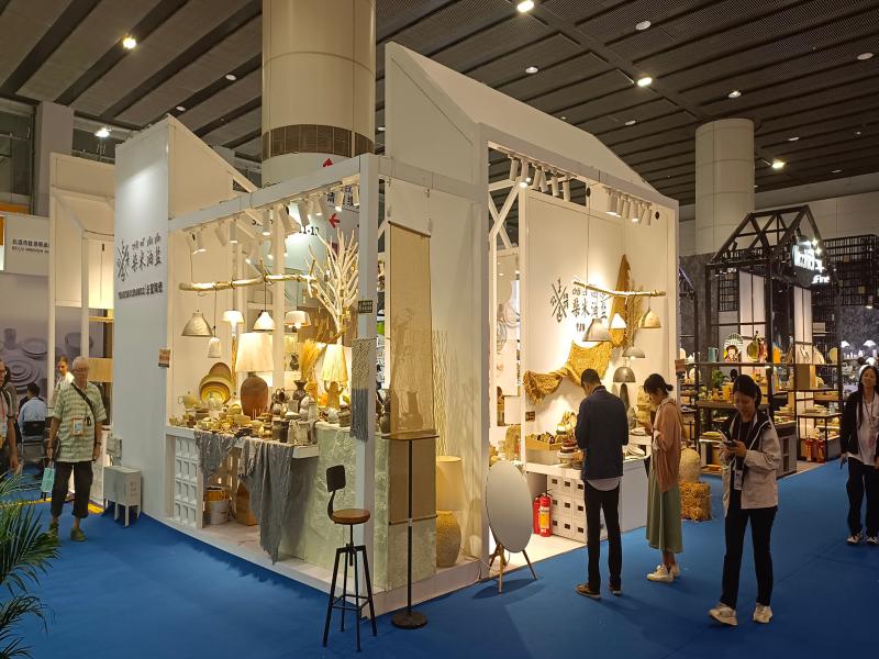 廣交會展位設(shè)計搭建圖片