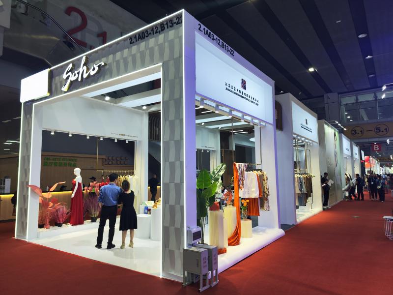 廣交會攤位設(shè)計搭建圖片
