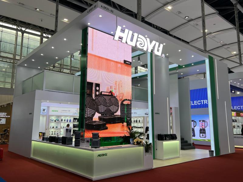 華裕電器集團(tuán)股份有限公司的第135屆獲獎(jiǎng)廣交會(huì)展位設(shè)計(jì)搭建圖片