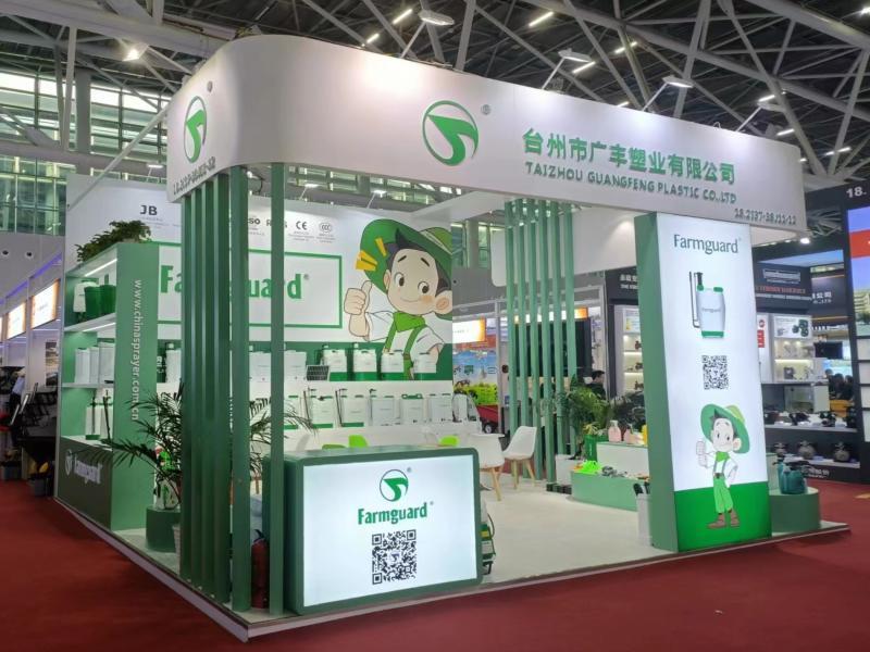 華裕電器集團(tuán)股份的第135屆獲獎(jiǎng)廣交會(huì)展位設(shè)計(jì)搭建圖片