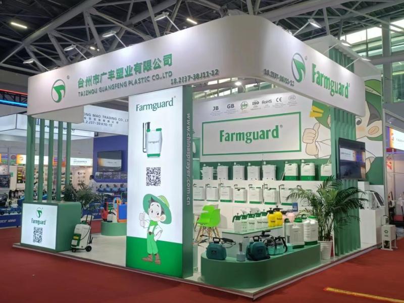 華裕電器集團(tuán)的第135屆獲獎(jiǎng)廣交會(huì)展位設(shè)計(jì)搭建圖片