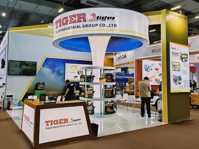 泰格工業(yè)集團(tuán)的第135屆獲獎(jiǎng)廣交會(huì)展位設(shè)計(jì)搭建圖片