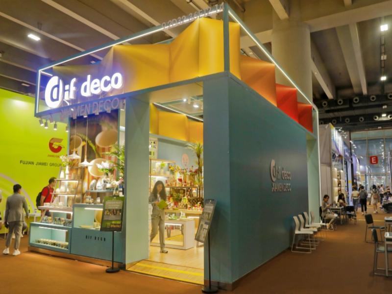 圣得凱進(jìn)出口的第135屆獲獎(jiǎng)廣交會(huì)展位設(shè)計(jì)搭建圖片