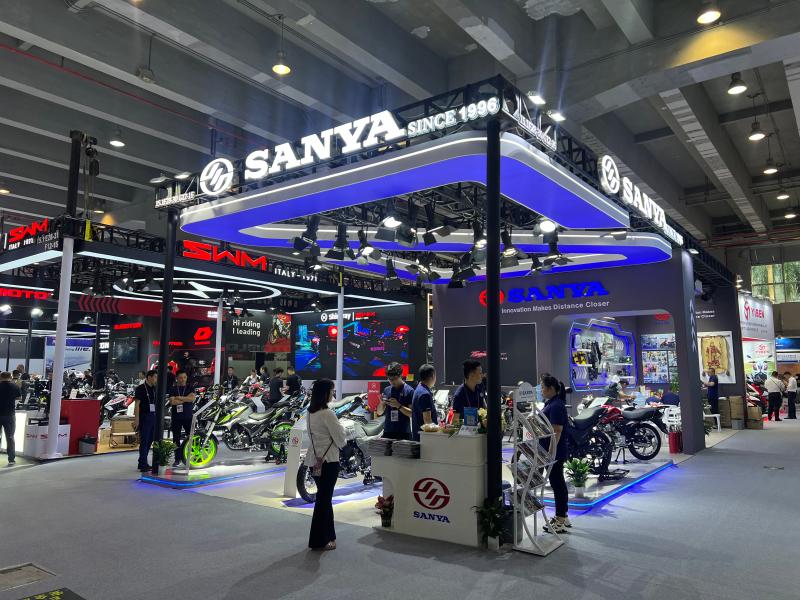 廣州三雅摩托車有限公司的第136屆獲獎廣交會展位設計圖片