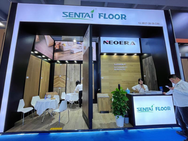 森泰木塑集團的第136屆獲獎廣交會展位設計搭建圖片