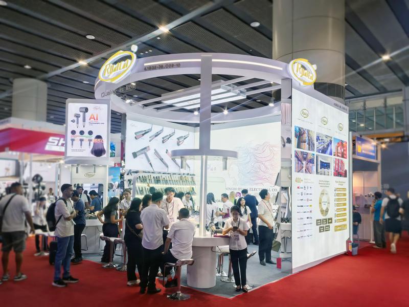 寧波瑞卡電器有限公司的第136屆獲獎(jiǎng)廣交會(huì)展位設(shè)計(jì)搭建圖片