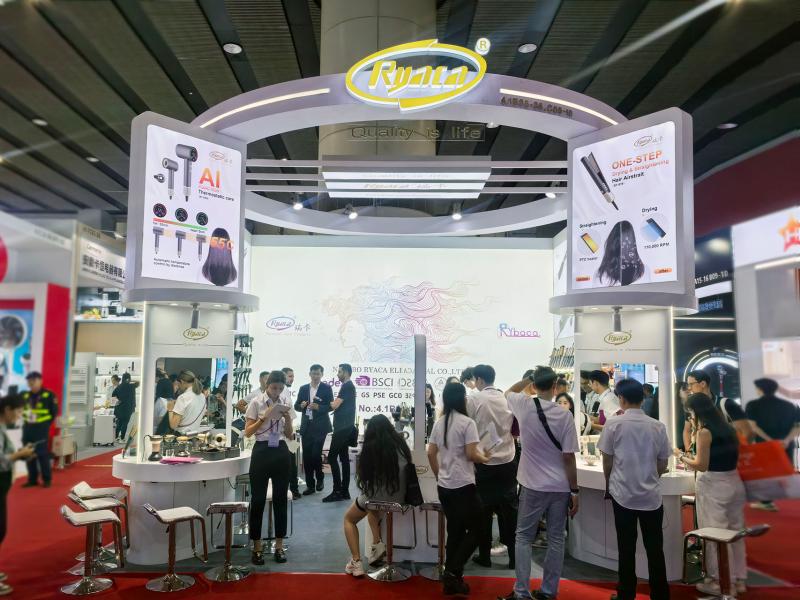 寧波瑞卡電器有限公司的第136屆獲獎(jiǎng)廣交會(huì)展位設(shè)計(jì)圖片