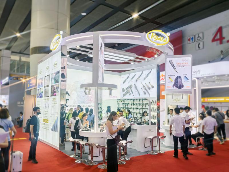 寧波瑞卡電器有限公司的第136屆獲獎(jiǎng)廣交會(huì)展位搭建圖片