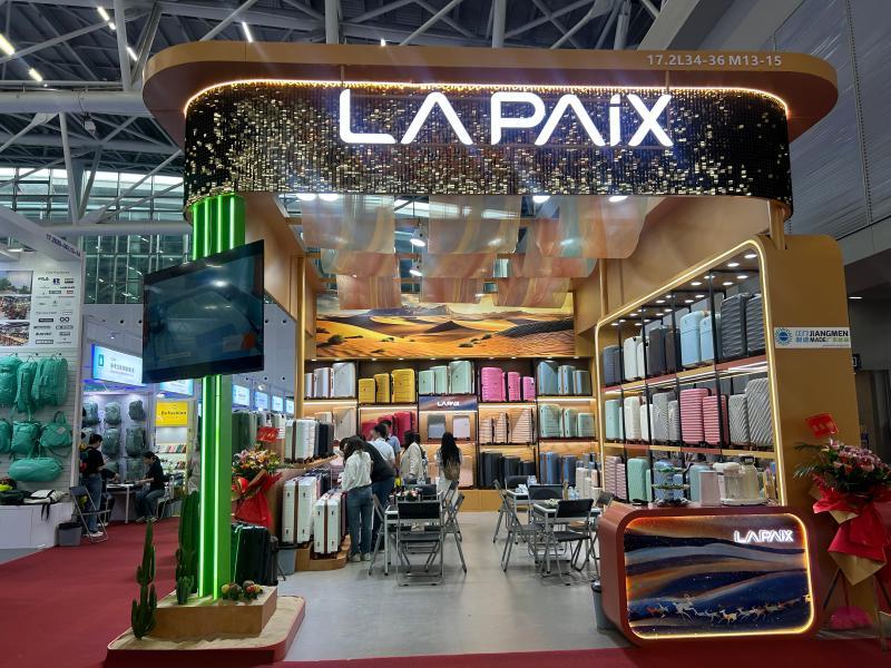 江門市保麗科技的第137屆獲獎廣交會展位設(shè)計裝修圖片