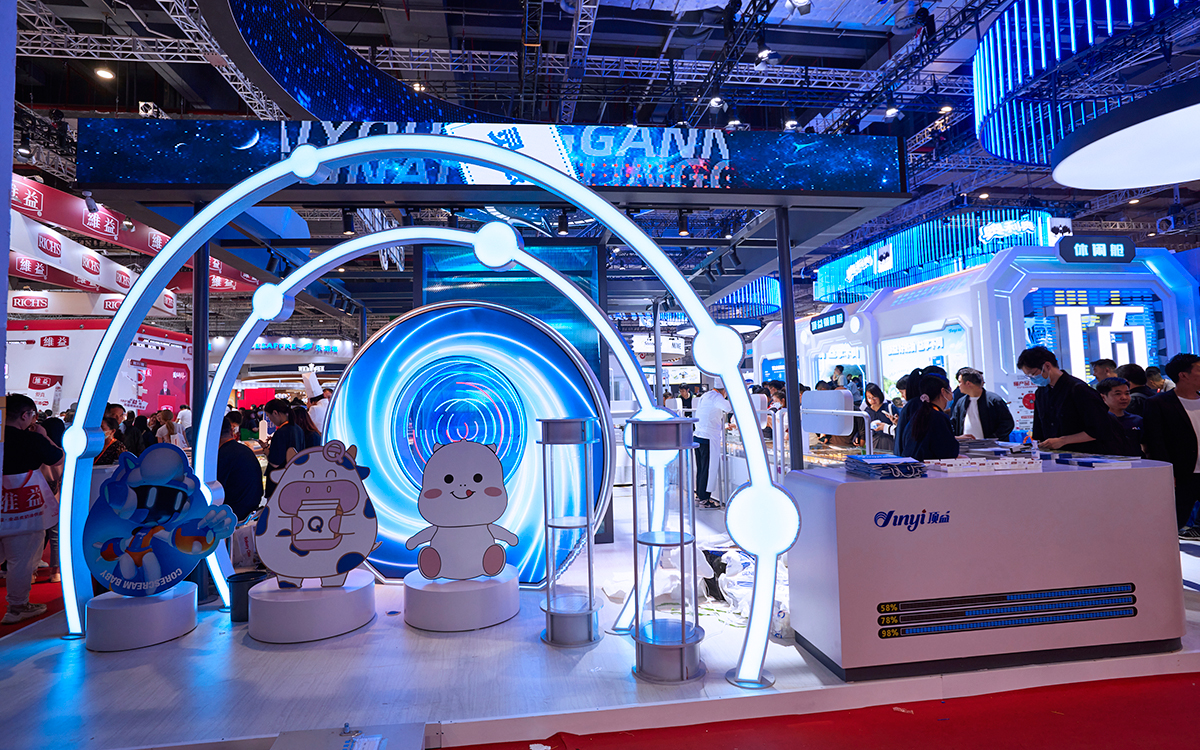 桁架展臺搭建的創(chuàng)新動態(tài)結(jié)構(gòu)設(shè)計