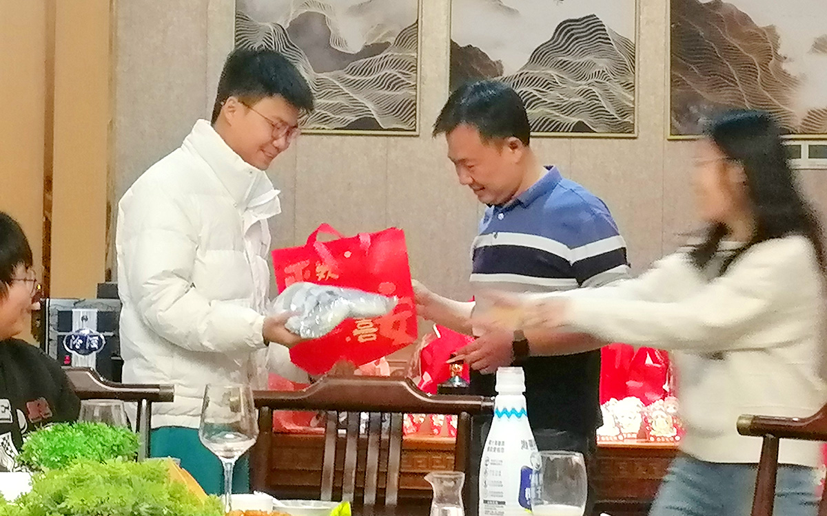 2024年圓桌國際展覽年會小游戲2