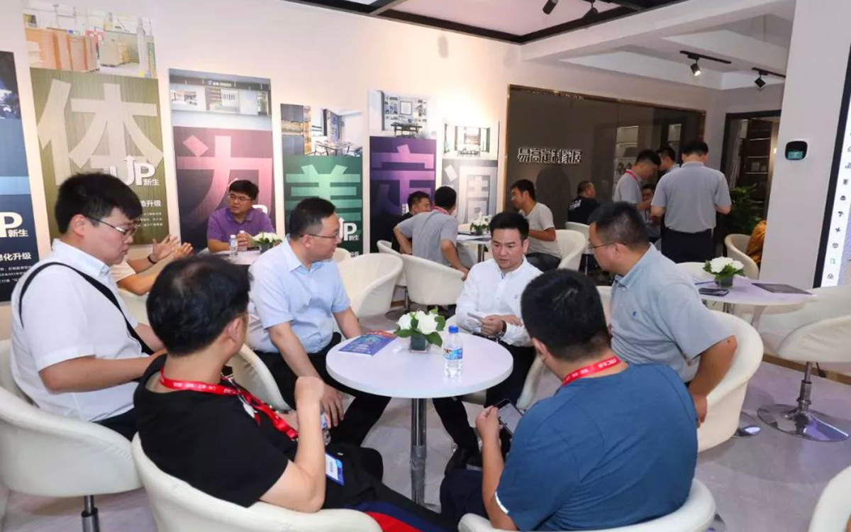 廣州家具展廳設(shè)計(jì)五感沉浸化，喚醒情緒共鳴