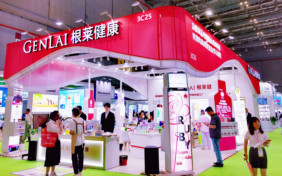 現(xiàn)代簡約風(fēng)格展臺設(shè)計：極簡設(shè)計抓住眼球