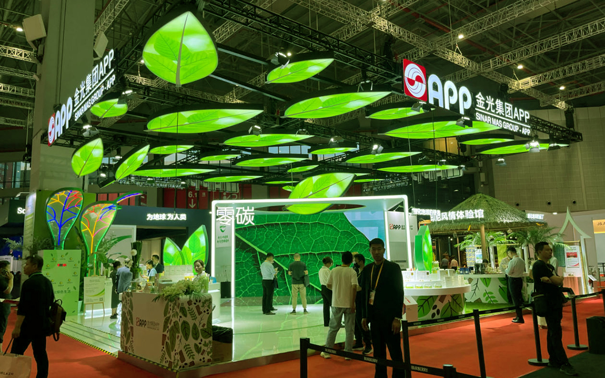 綠色環(huán)保風(fēng)格展臺設(shè)計：把“環(huán)?！弊兂晌c