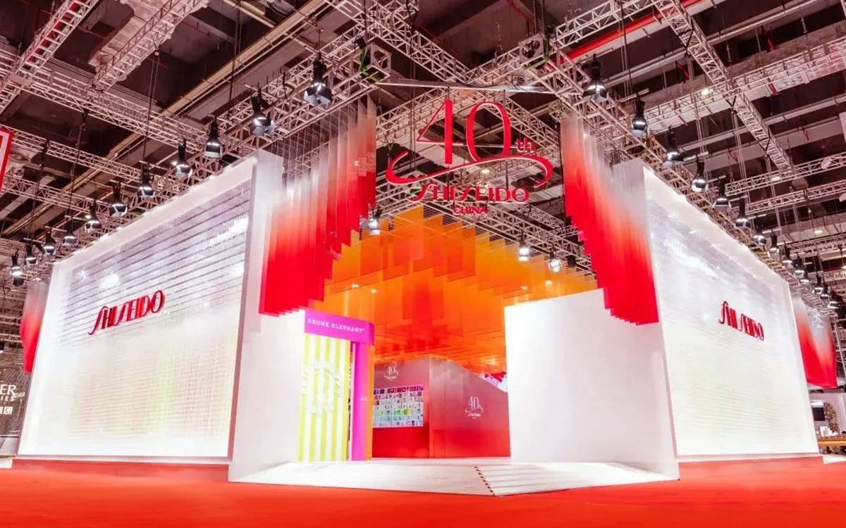 藝術(shù)創(chuàng)意風(fēng)格展臺設(shè)計：讓展臺變成“藝術(shù)館”