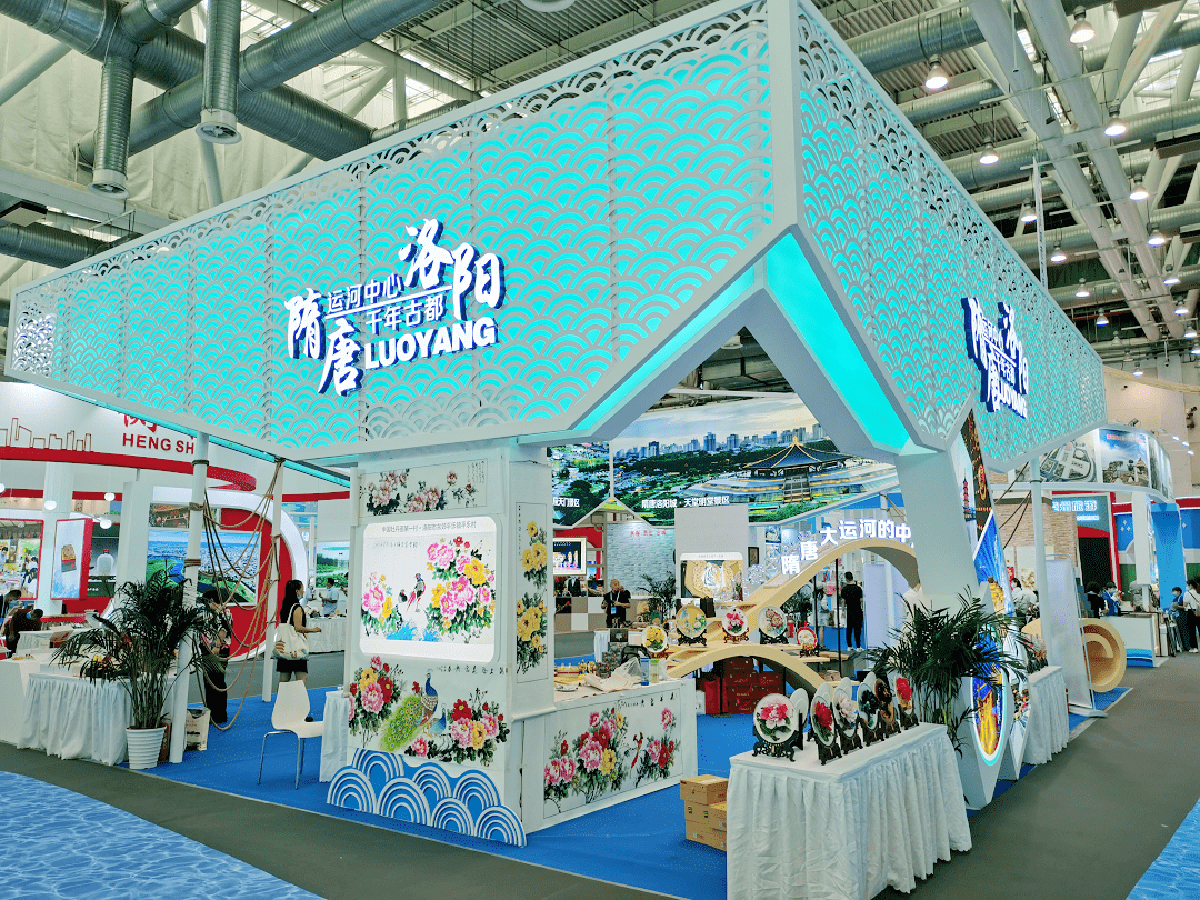 地域文化風(fēng)格展臺設(shè)計：讓展臺“會說家鄉(xiāng)話”