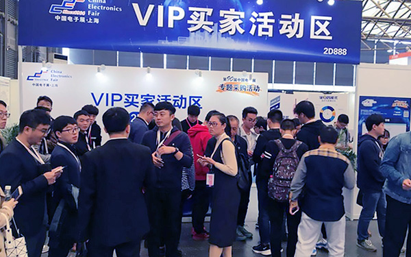 參展商在展覽展臺設(shè)計中，如何適應(yīng)不同展品類型？