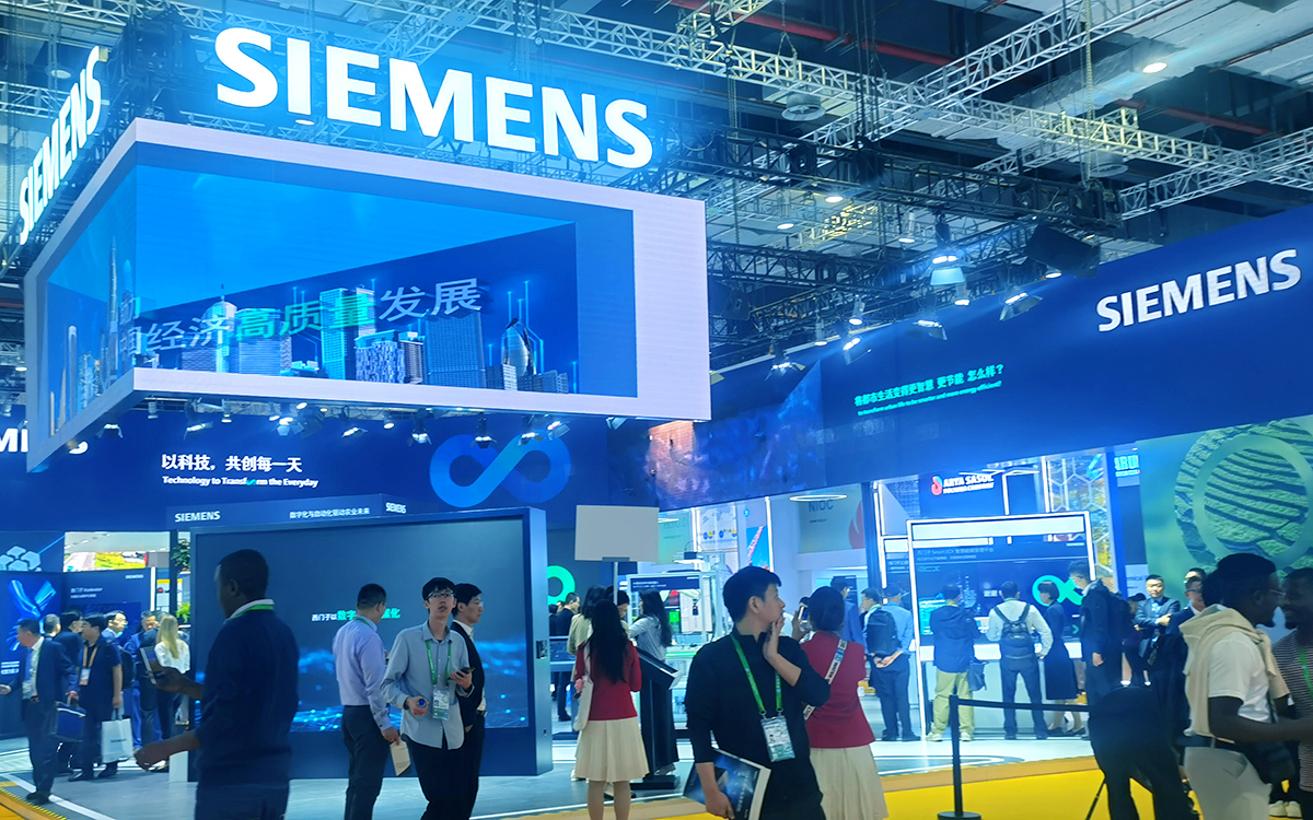 在上海展覽會裝修中，增強展位的客戶信任感