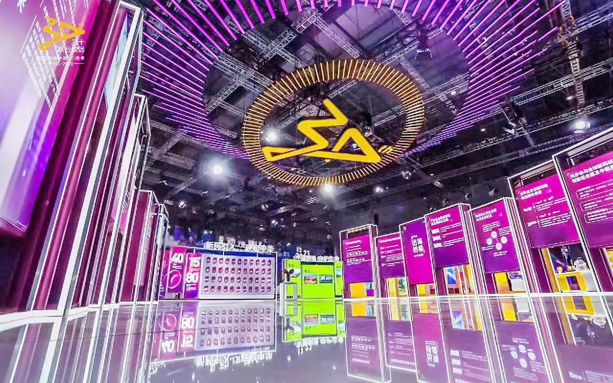 在展會展臺布置設計中，提升企業(yè)展位辨識度