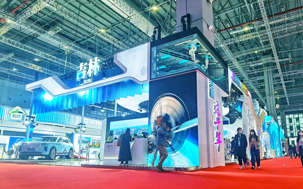 汽車(chē)展會(huì)設(shè)計(jì)制作：如何巧妙融入科技元素顯高級(jí)？