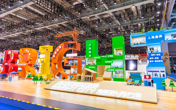 在展覽會展臺搭建中，顏色搭配如何喚醒品牌記憶？